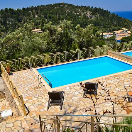 View 2 * Áyios Nikítas